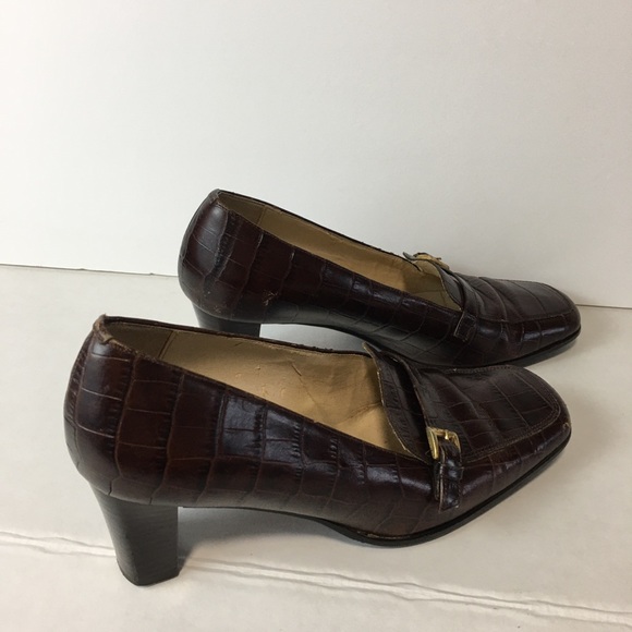 Casual Corner imported block 2” heels pump - Picture 7 of 9